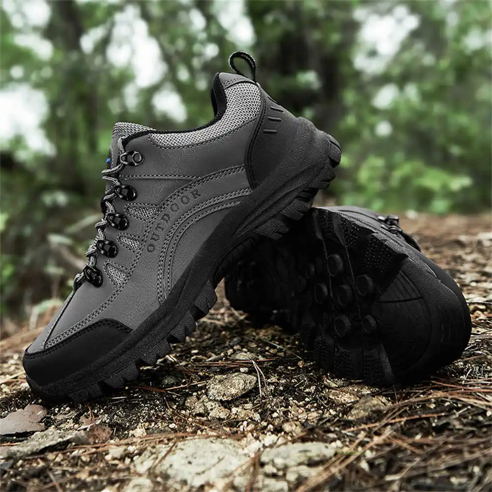 Men Formal Wear Names - Sepatu Badminton untuk pria, sepatu olahraga